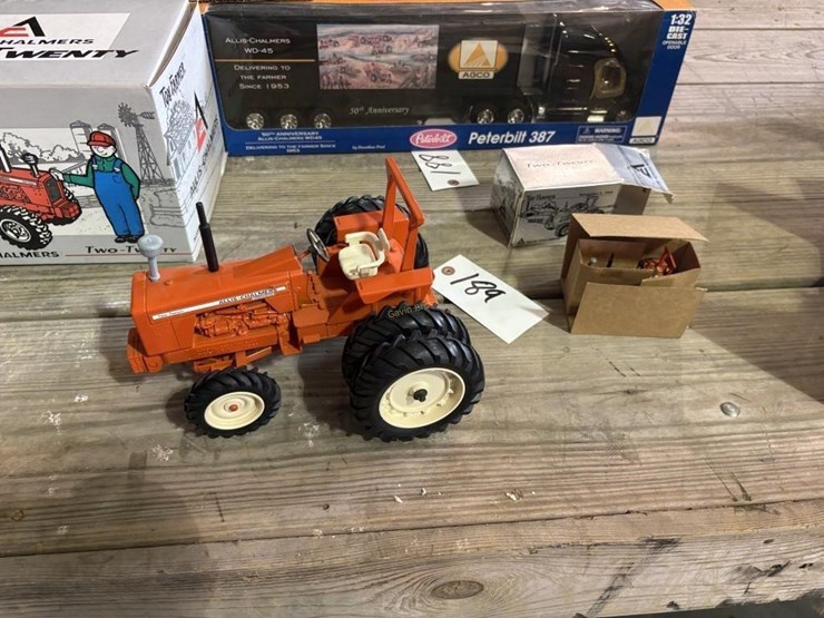 allis-chalmers-model-two-twenty-tractor-set-image-2