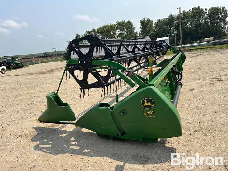 john-deere-630f-image-9