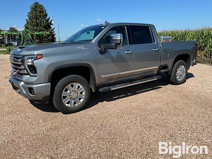 2024-chevrolet-2500-image-1