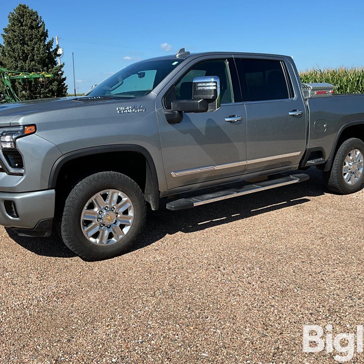 2024 CHEVROLET 2500