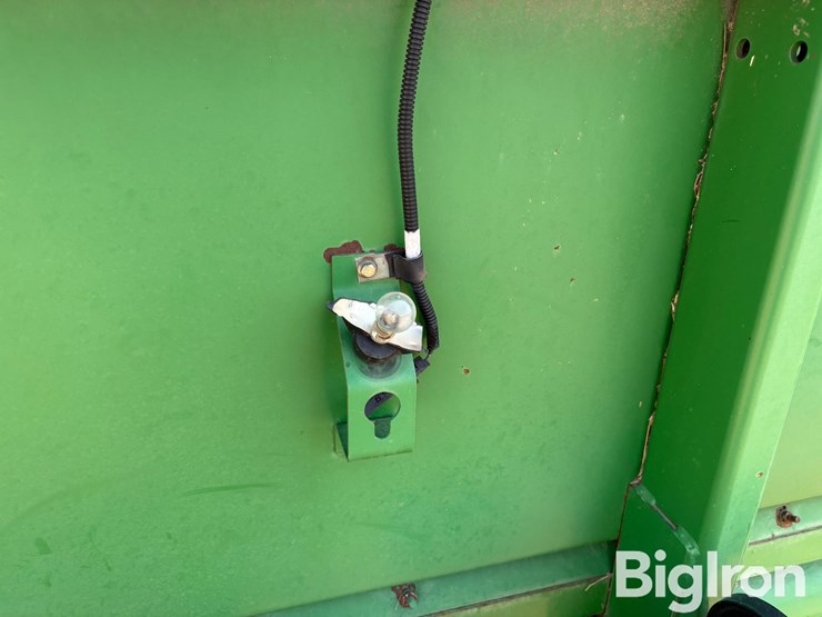 2004-john-deere-635f-image-11