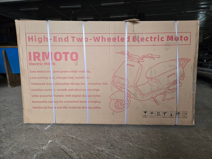 #2061-•-white-irmoto-high-end-2-wheeled-electric-moto-image-1