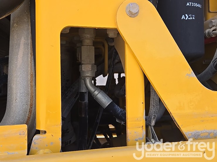2012-deere-670gp-image-52
