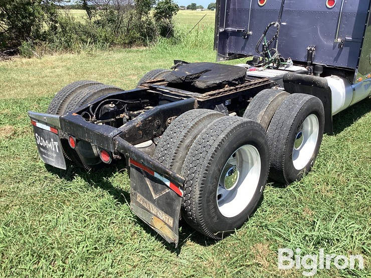2006-peterbilt-379-image-16