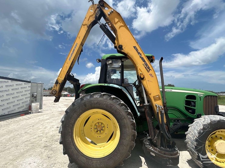 john-deere-7130-image-10