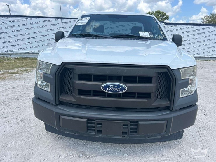 2017-ford-f150-image-22