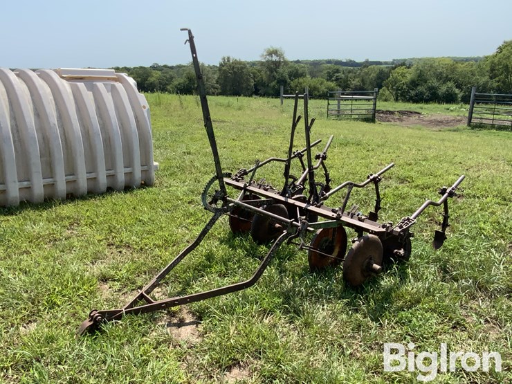 john-deere-2-image-1