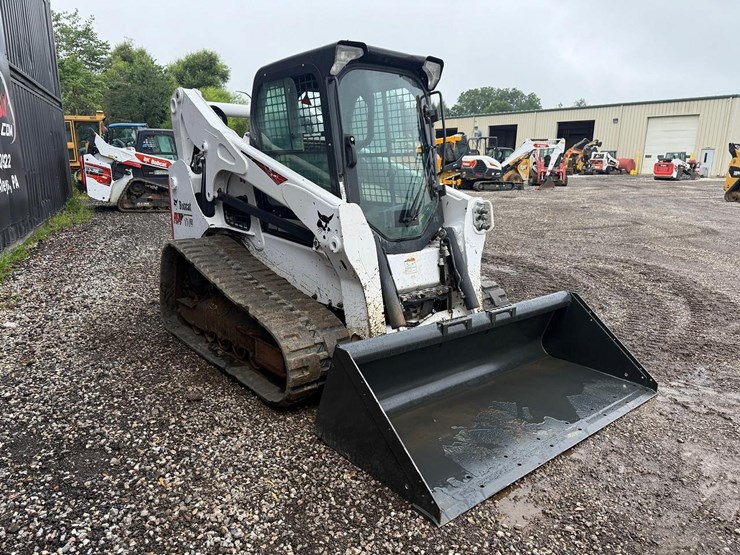 2023-bobcat-t770-image-6