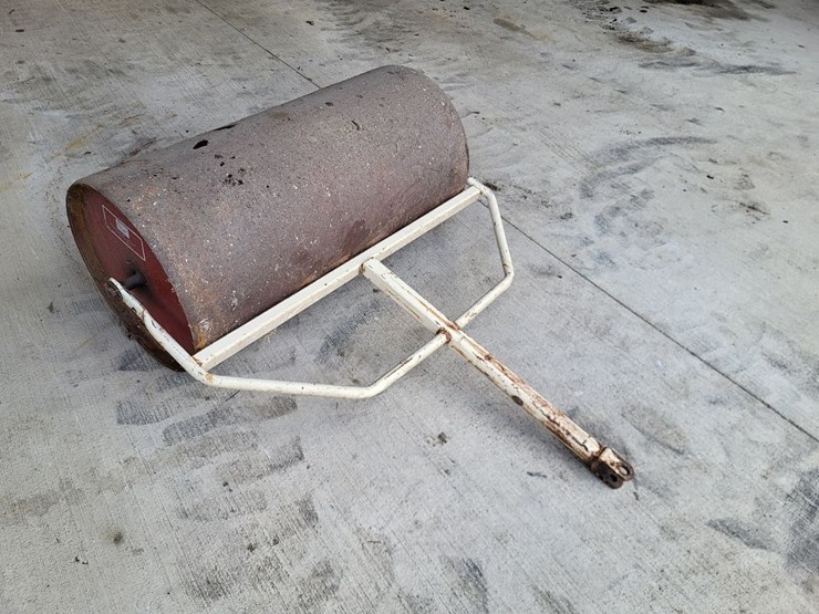 sears-pull-behind-lawn-roller-image-4