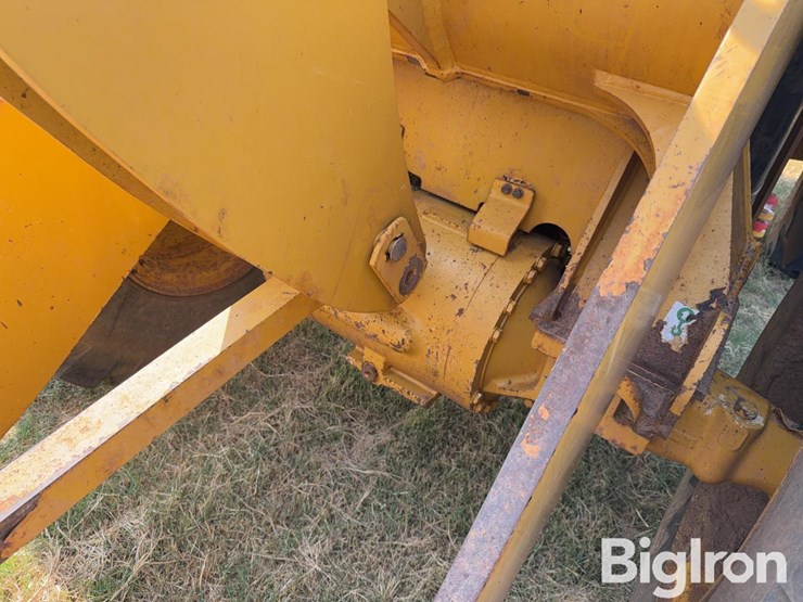 2013-caterpillar-924k-image-17