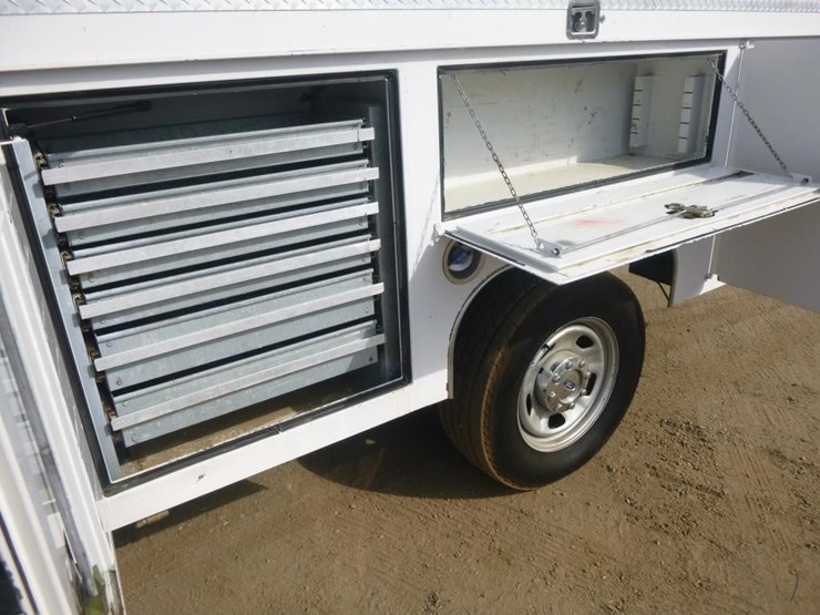 2012-ford-f350-image-15