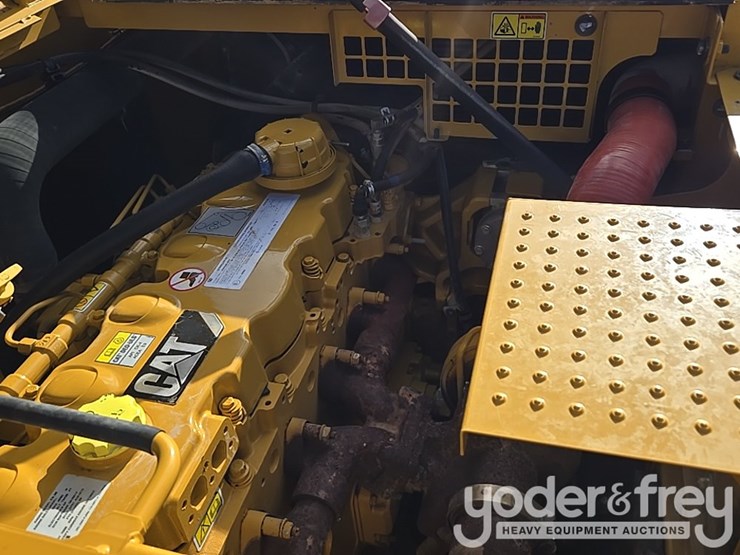 2019-caterpillar-336-image-62