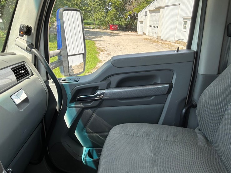 2018-kenworth-t680-image-72