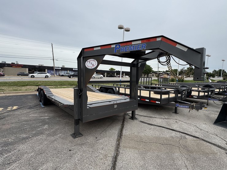 2026-bellwether-premier-8.5'x24'-hyd-tilt-gooseneck-trailer-image-10