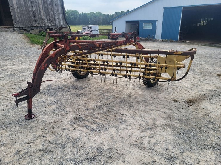 new-holland-256-image-1