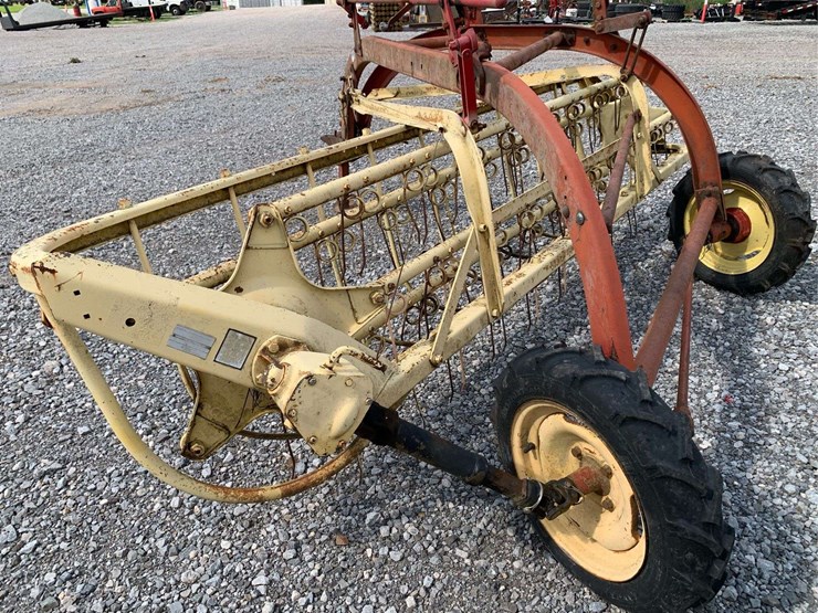 new-holland-256-image-9