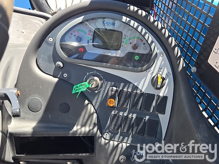 2019-genie-gth1256-image-58
