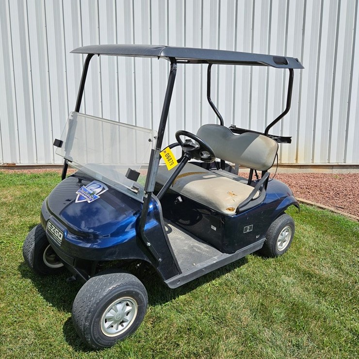 #6879 • 2020 EZ-GO Golf cart