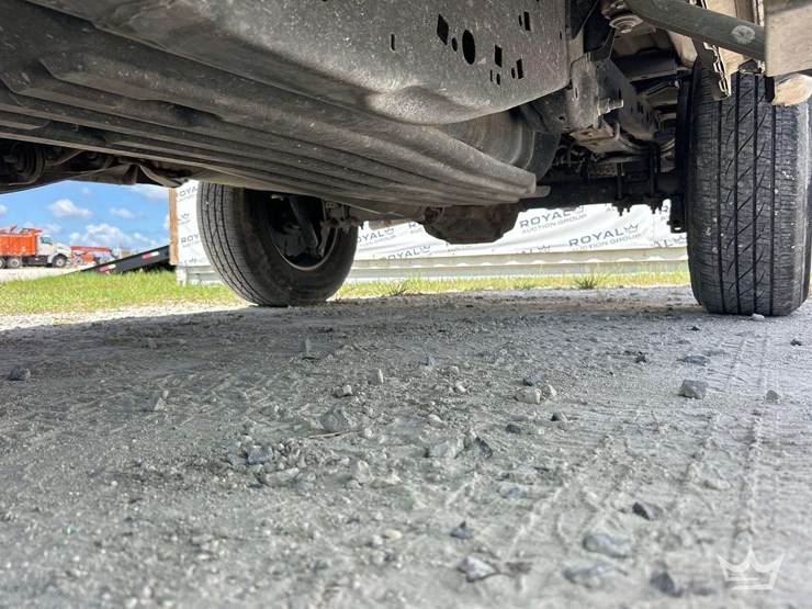 2017-ford-f150-image-22