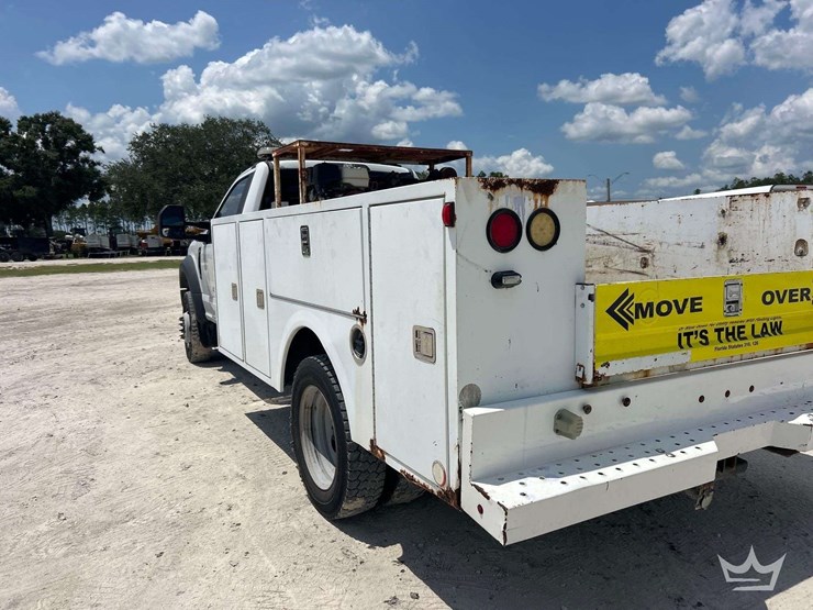 2017-ford-f550-image-4