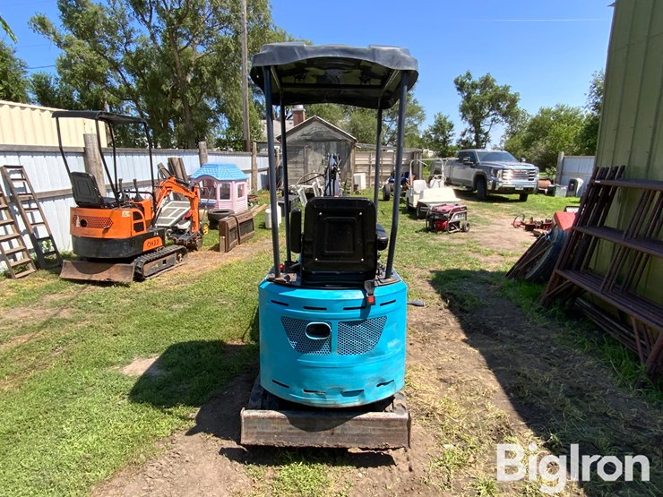 agd-industrial-mini-excavator-image-6
