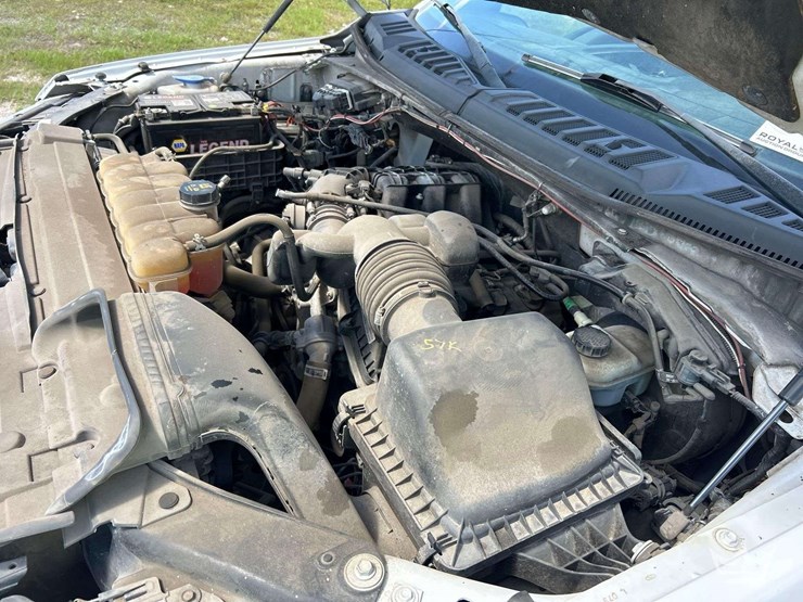 2017-ford-f150-image-8