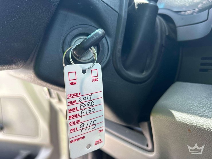2017-ford-f150-image-25