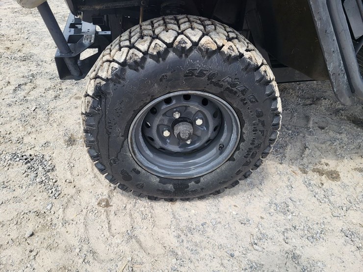 2016-kubota-rtv-x900-image-12