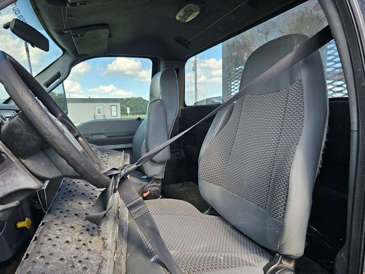 2016-ford-f750-image-11