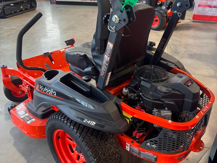 2024-kubota-z412-image-6