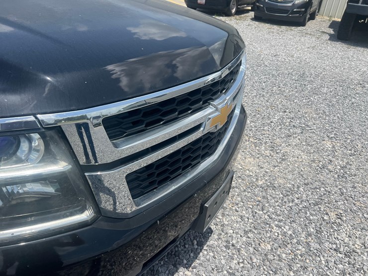 chevrolet-tahoe-image-15