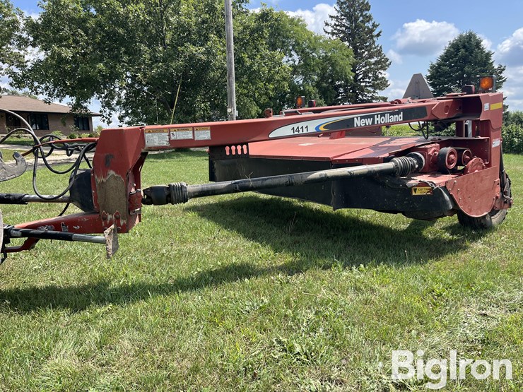 new-holland-1411-image-1