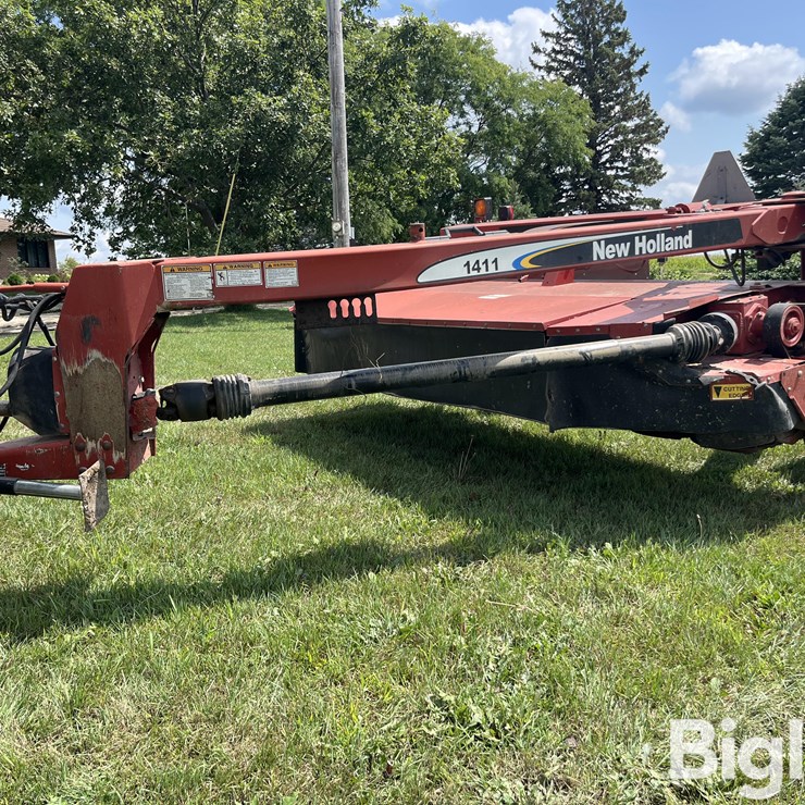 NEW HOLLAND 1411