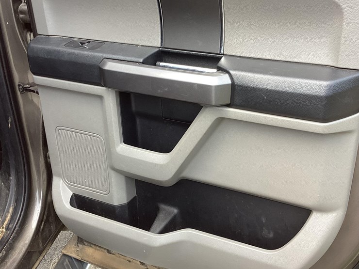 ford-f150-image-25