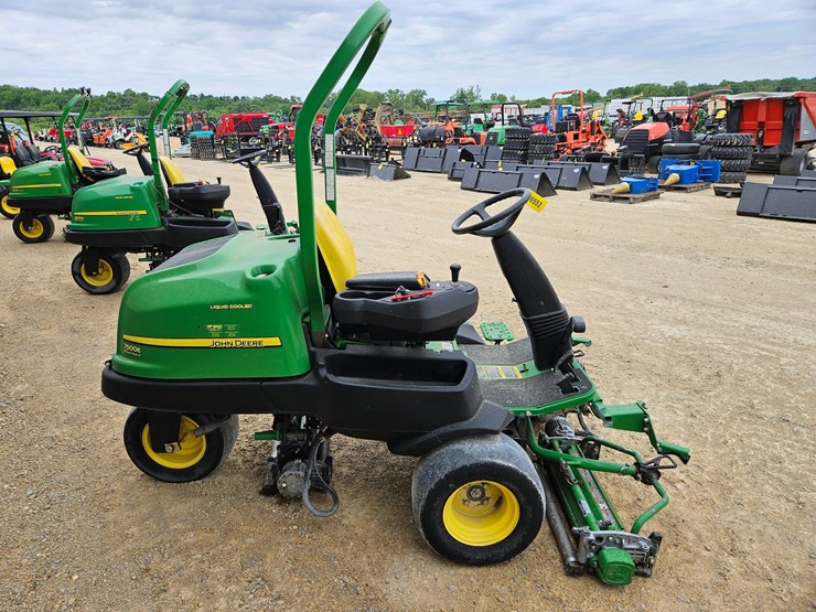 john-deere-2500e-image-6