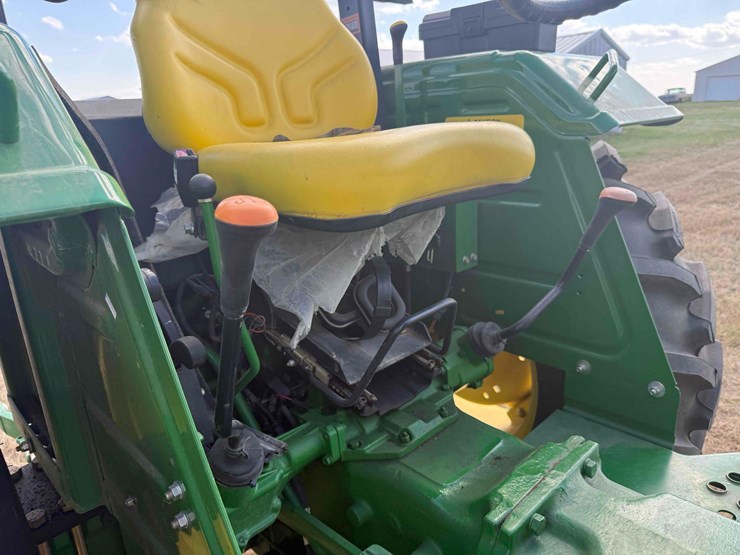 john-deere-5075e-image-14