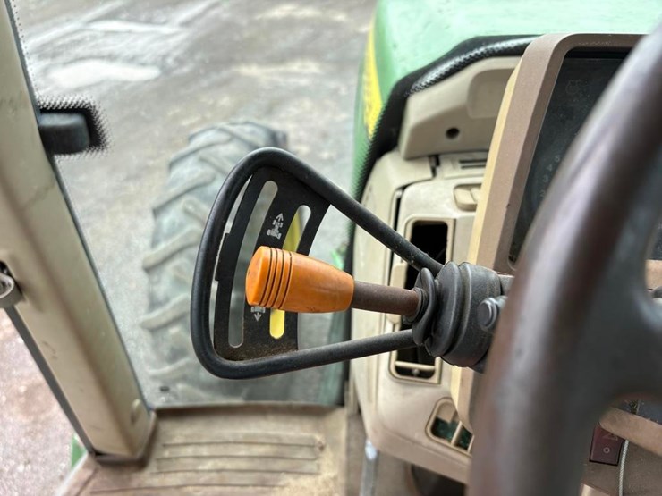 john-deere-6420-image-26