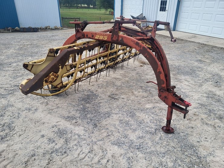 new-holland-256-image-7