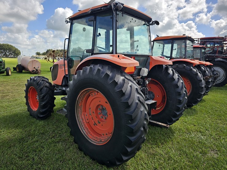 2015-kubota-m108s-image-3