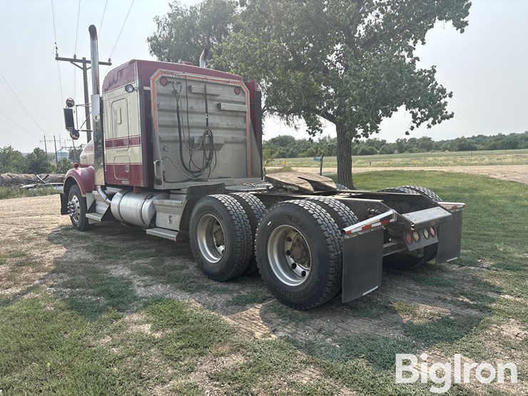 2006-kenworth-t800-aerocab-t/a-truck-tractor-image-7