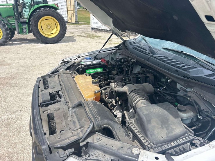 2017-ford-f150-image-9