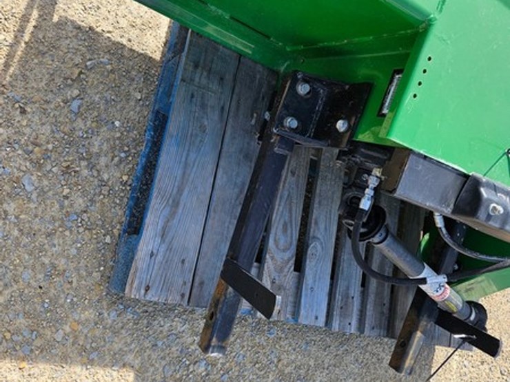 john-deere-60-image-12