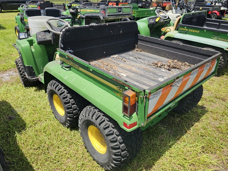 john-deere-gator-image-4