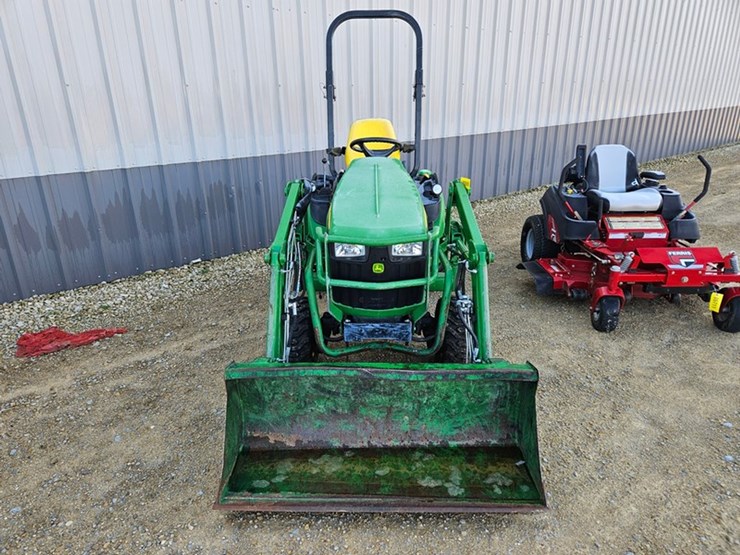 john-deere-1025r-image-7