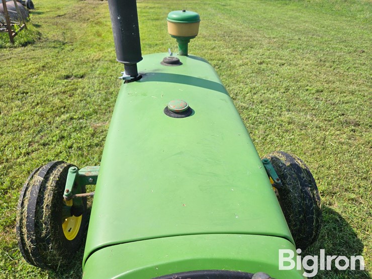 1965-john-deere-2010-image-9