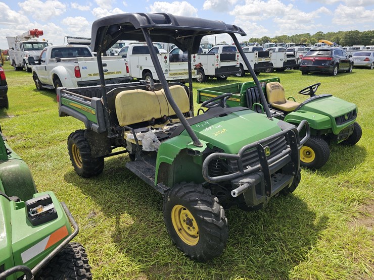 john-deere-825-image-2
