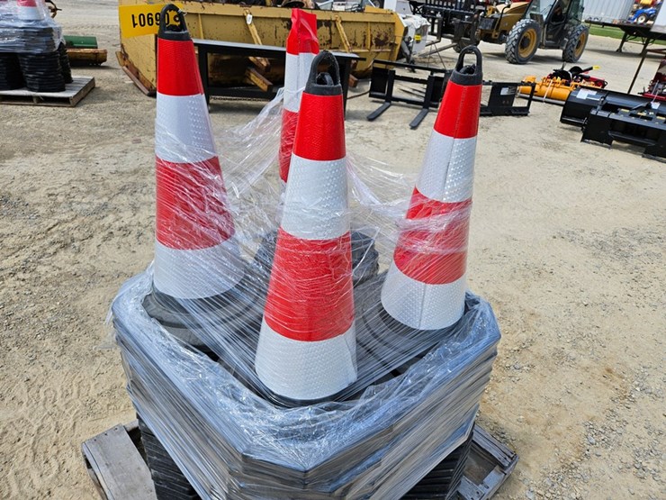 #6901-•-new-agrotk-traffic-cones-image-6