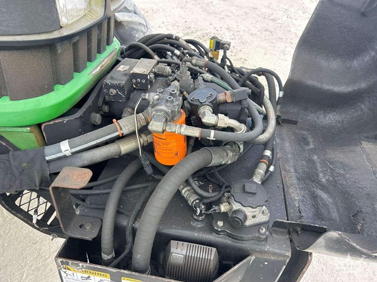 john-deere-7130-image-22