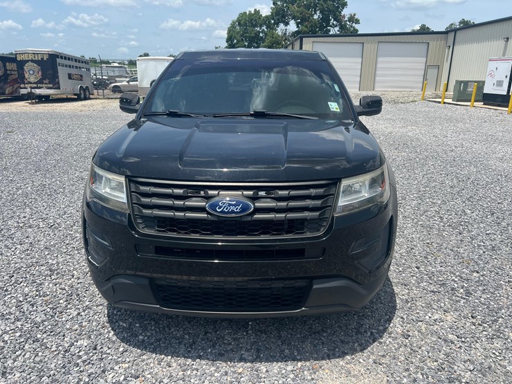 ford-explorer-image-2