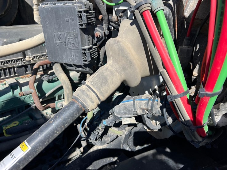 volvo-vnl-image-8